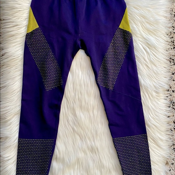 Fabletics Pants - *sold*Rare Demi Lovato Fabletics Leggings